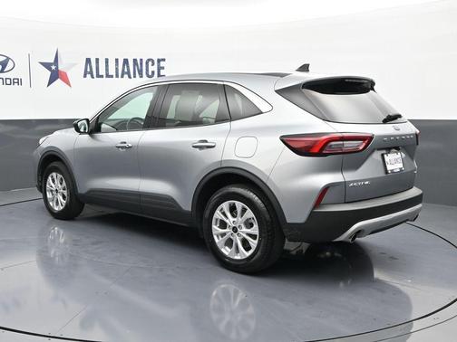 Silver Metallic 2024 Ford Escape Active