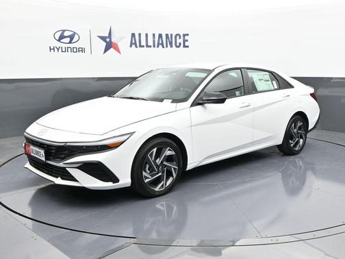 2025 Hyundai ELANTRA HEV SEL Sport