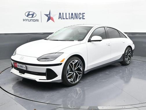 2025 Hyundai IONIQ 6 Limited