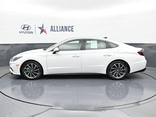 2023 Hyundai SONATA Limited
