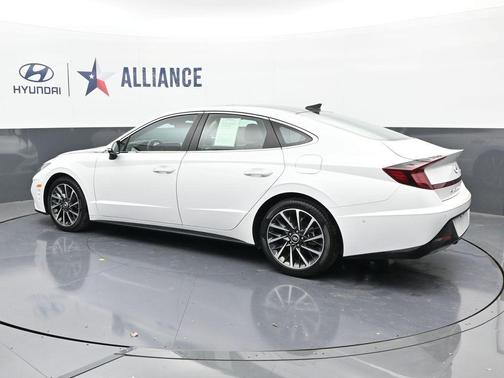 2023 Hyundai SONATA Limited