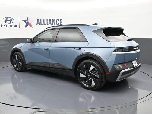 2025 Hyundai IONIQ 5 SEL
