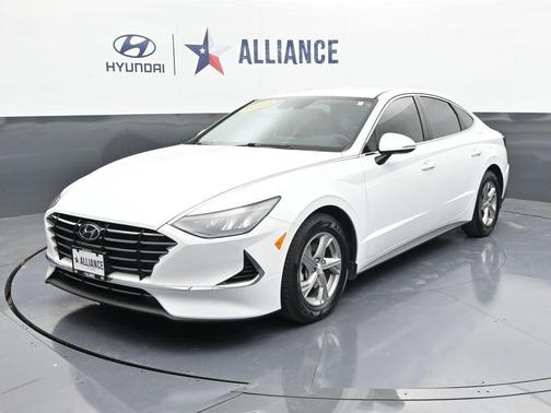 2023 Hyundai SONATA SE