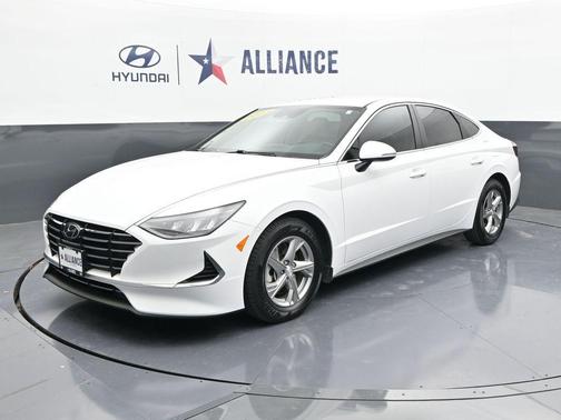 2023 Hyundai SONATA SE