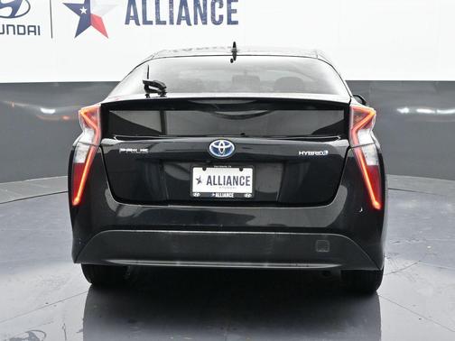 2016 Toyota Prius Two