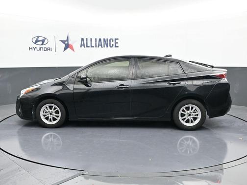 2016 Toyota Prius Two