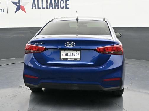 2022 Hyundai Accent SE