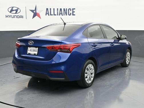 2022 Hyundai Accent SE
