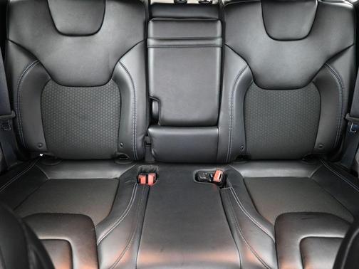 Bright White Clearcoat 2019 Jeep Cherokee Latitude Plus