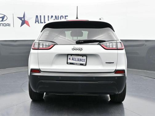 Bright White Clearcoat 2019 Jeep Cherokee Latitude Plus