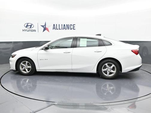 2017 Chevrolet Malibu 1LS