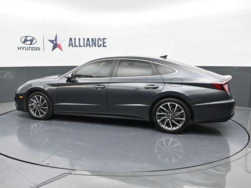 2020 Hyundai SONATA Limited