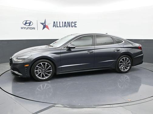 2020 Hyundai SONATA Limited