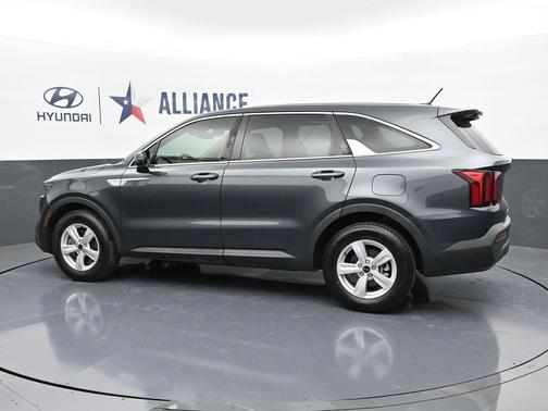 2021 Kia Sorento LX