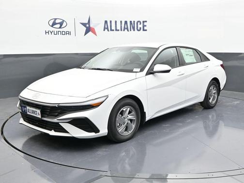 White 2026 Hyundai ELANTRA SE