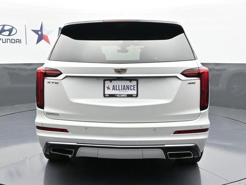2024 Cadillac XT6 Premium Luxury FWD