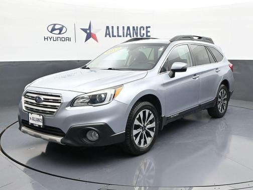 Ice Silver Metallic 2017 Subaru Outback 3.6R Limited
