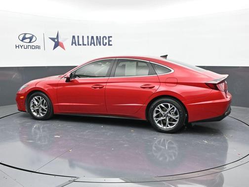 2021 Hyundai SONATA SEL