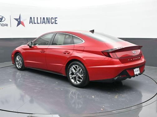 2021 Hyundai SONATA SEL