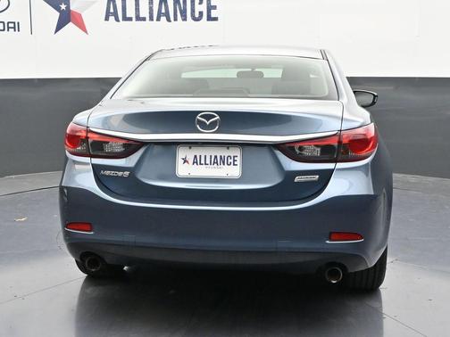 2016 Mazda Mazda6 i Sport