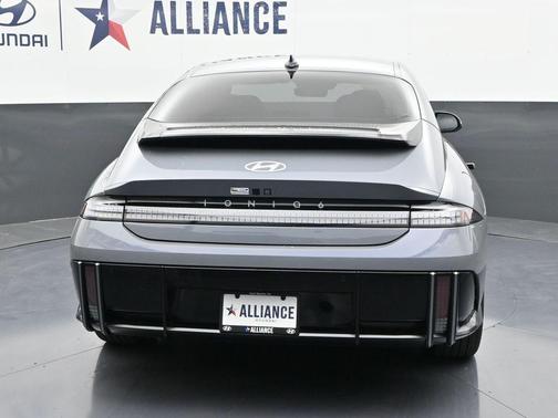 2025 Hyundai IONIQ 6 SE