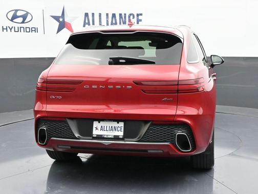 2023 Genesis GV70 2.5T
