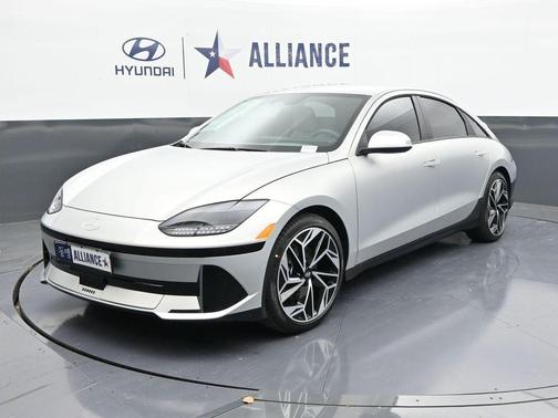 2025 Hyundai IONIQ 6 SEL