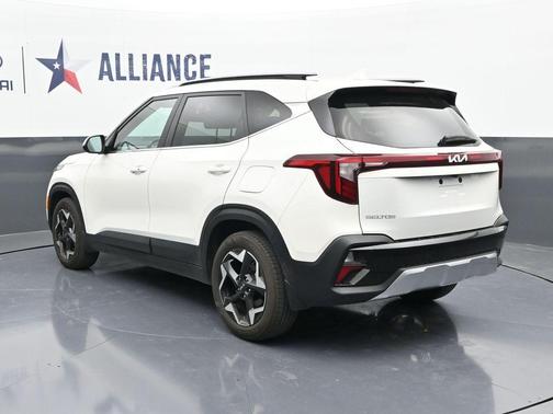 2024 Kia Seltos EX