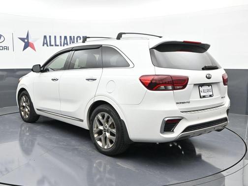 2019 Kia Sorento SX