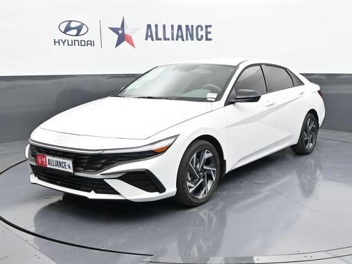 2025 Hyundai ELANTRA HEV SEL Sport