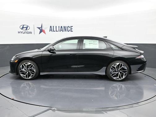 2025 Hyundai IONIQ 6 Limited