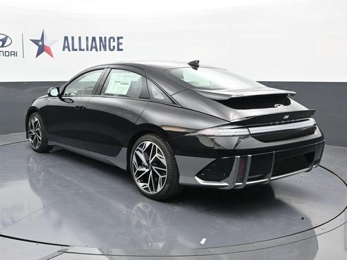 2025 Hyundai IONIQ 6 Limited