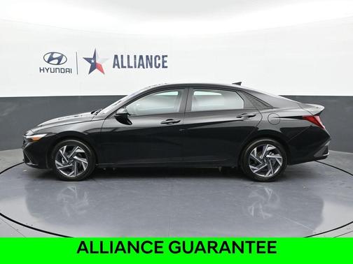 Black 2025 Hyundai ELANTRA SEL Sport