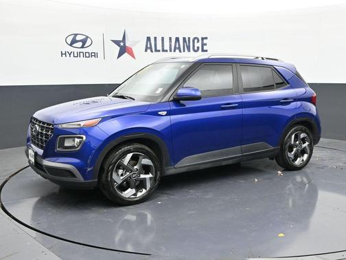 2022 Hyundai VENUE SEL