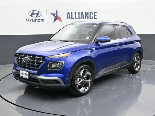 2022 Hyundai VENUE SEL