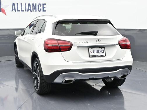 2020 Mercedes-Benz GLA 250 Base