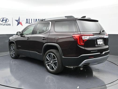 2021 GMC Acadia SLT