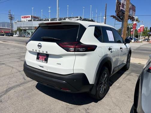 2021 Nissan Rogue S