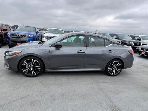 2022 Nissan Sentra SR