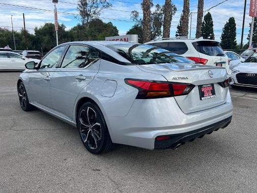 2023 Nissan Altima 2.5 SR