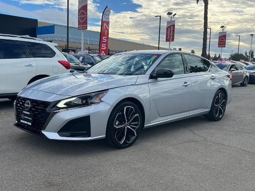 2023 Nissan Altima 2.5 SR