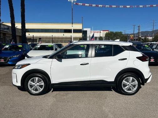 2025 Nissan Kicks Play S