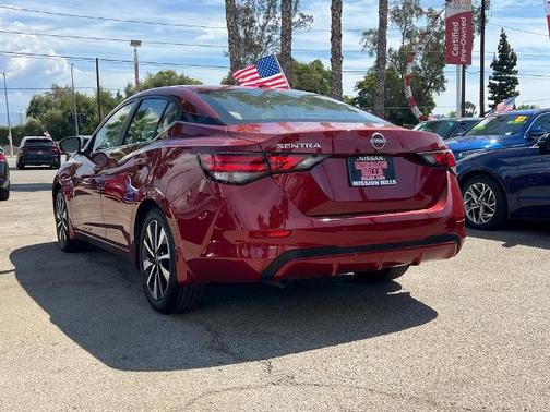 2025 Nissan Sentra SV