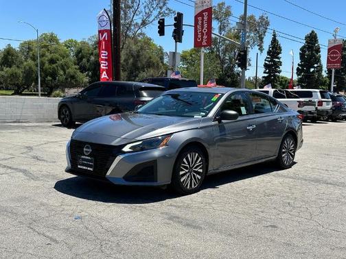 Gun Metallic 2024 Nissan Altima 2.5 SV