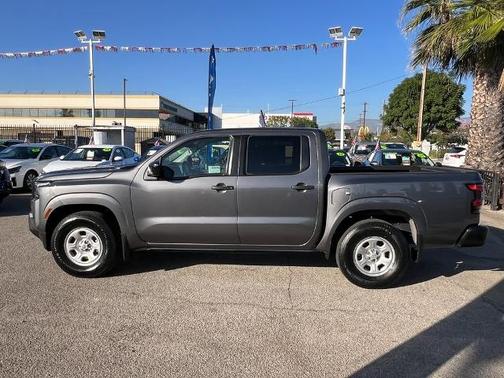 2022 Nissan Frontier S