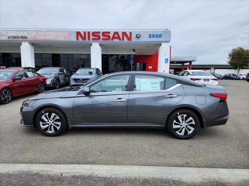 2025 Nissan Altima S FWD