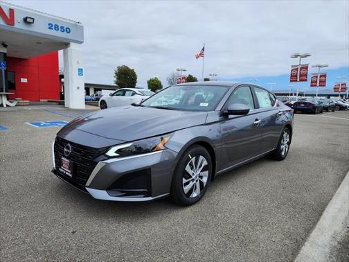 2025 Nissan Altima S FWD