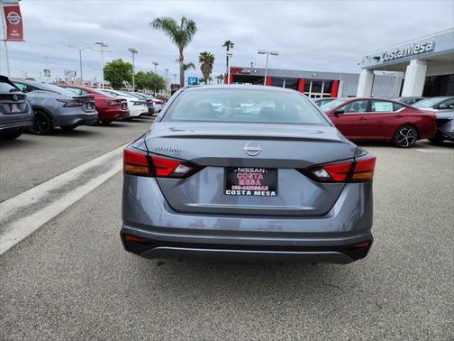 2025 Nissan Altima S FWD
