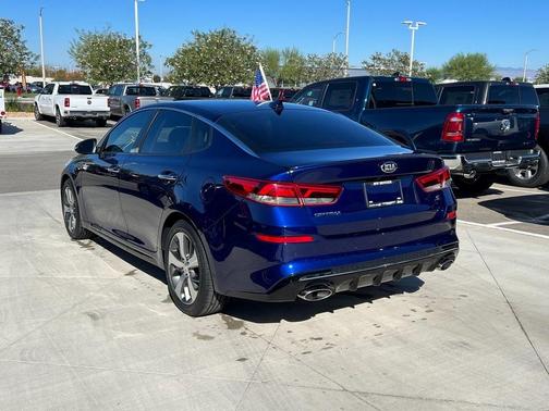 Photo 5 of 25 of 2020 Kia Optima S