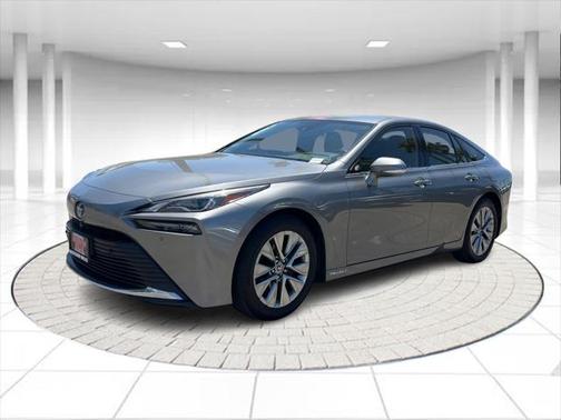 2022 Toyota Mirai Base